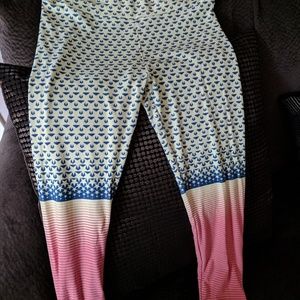 Lularoe OS leggings fourth of july star design